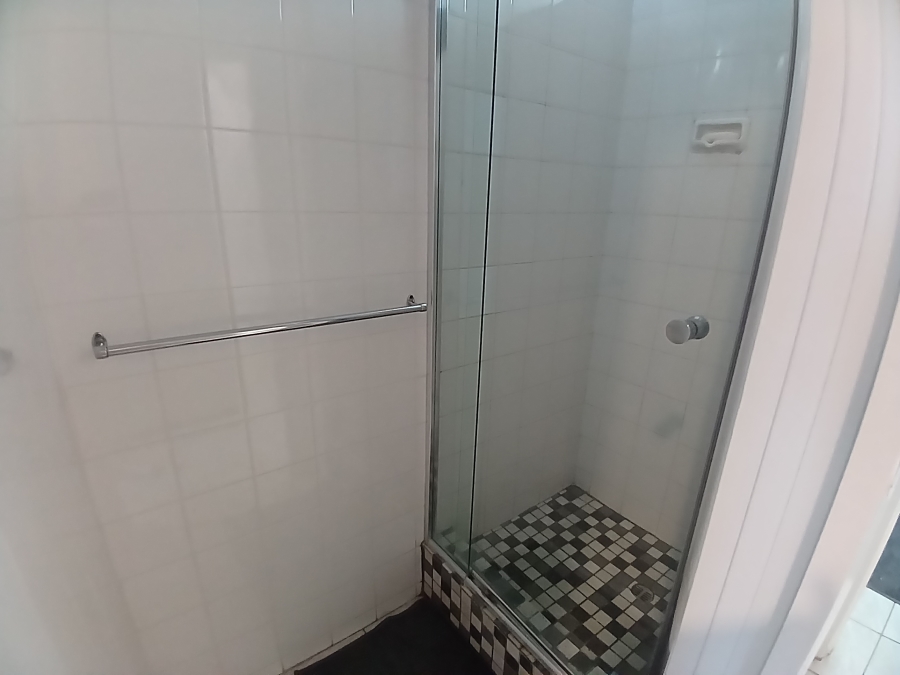 To Let 2 Bedroom Property for Rent in Summerstrand Eastern Cape